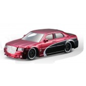 Bburago  Street Tuners- Chrysler 300C Hemi