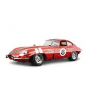 Bburago Jaguar E Coupe 1961 1:18