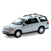 Welly   1:35 2005 Ford lincoln navigator